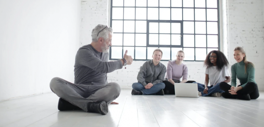 Strategies for effectively recruiting top talent